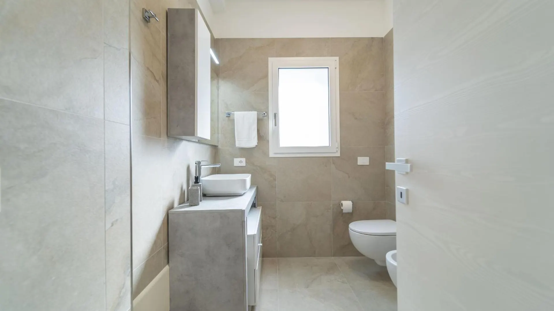 A & L Apartment B Golfo Aranci
